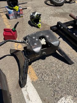 Curt a16 5th wheel hitch