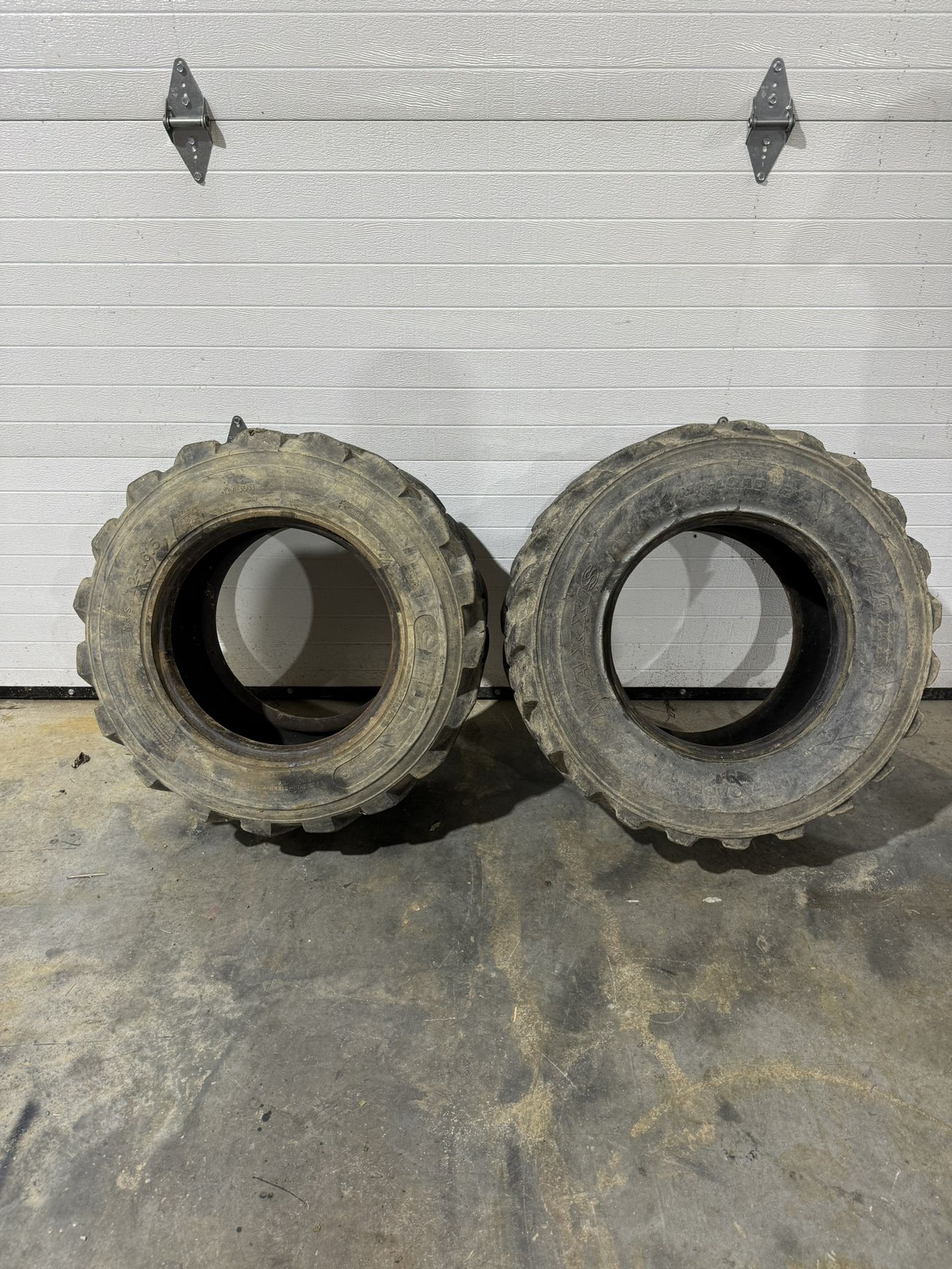 Backhoe - Tractor Tires