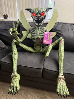 5 feet evil pixie skeleton NEW