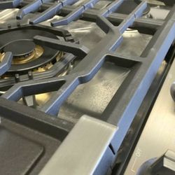 Samsung 30in / 36in Cooktops Gas Open Box up to 50% off MSRP