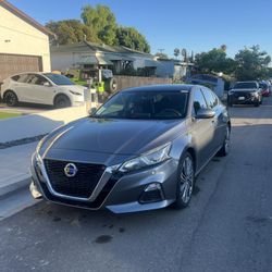 2020 Nissan Altima