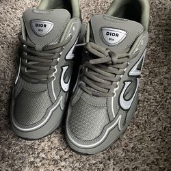 Dior b30’s