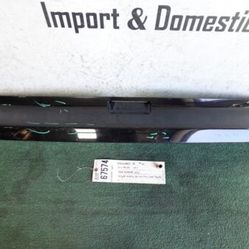 2007 - 2011 HONDA CRV CR-V TAILGATE MOLDING GARNISH HANDLE MOLDING OEM AW67574