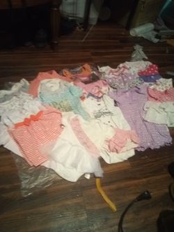 30 pieces hardly worn very nice Baby Girl clothes bundle