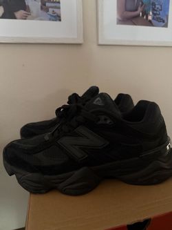 BLACK NEW BALANCES