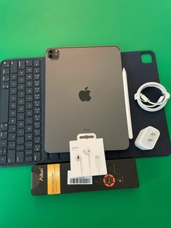 Apple IPad Pro 11” 3rd Generation (2021 Model / M1 chip ) with Keyboard, pen & Accessories (256gb /512GB)