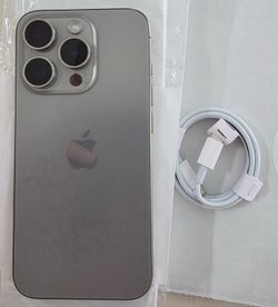 iPhone 15 Pro like new