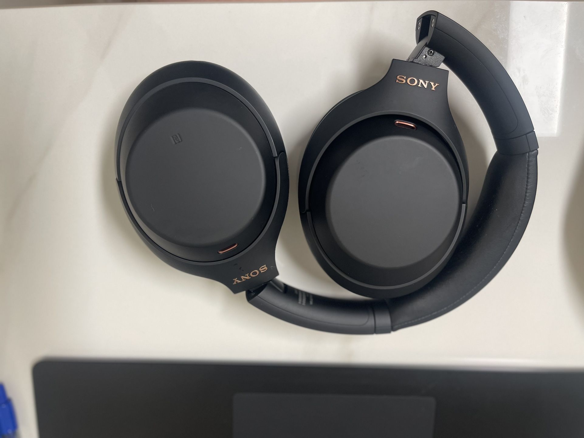 SONY XM3 Headphones