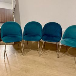 Juego De 4 Sillas De Comedor