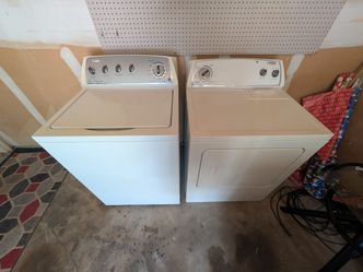 Whirlpool washer and dryer set