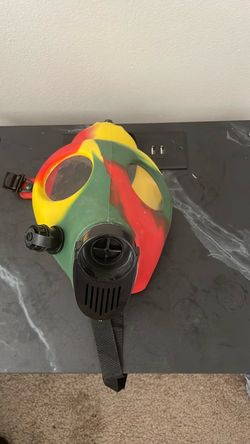 Rasta Gas Mask Bong Silicone