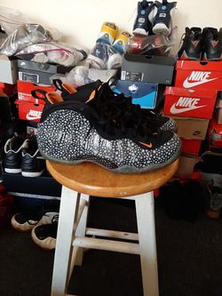 Foamposite safari sz 10.5 good condition $110