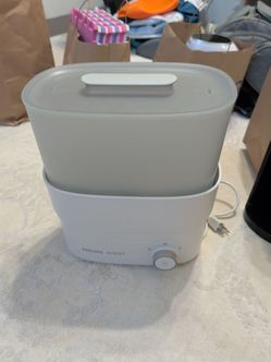 Philips Avent Baby bottle steam sterilizer and dryer
