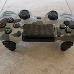 PlayStation 4 Controller 