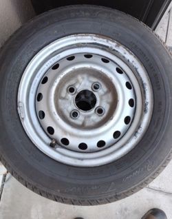 4 llantas con rines 175/70R13  82H marca Sunny 