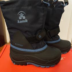 Kids Snow Boots -Size 11