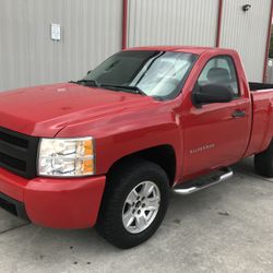 2011 Chevy Silverado Single Cap 