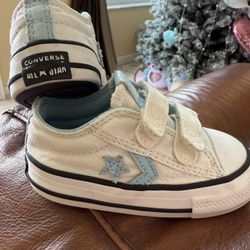 Converse Toddler Shoes Size 5
