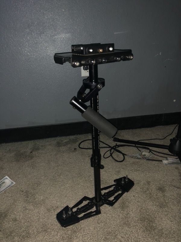 Glidecam HD 2000 Handheld Gimbal