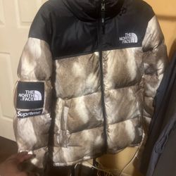 Supreme North Face Fur Nuptse Size m