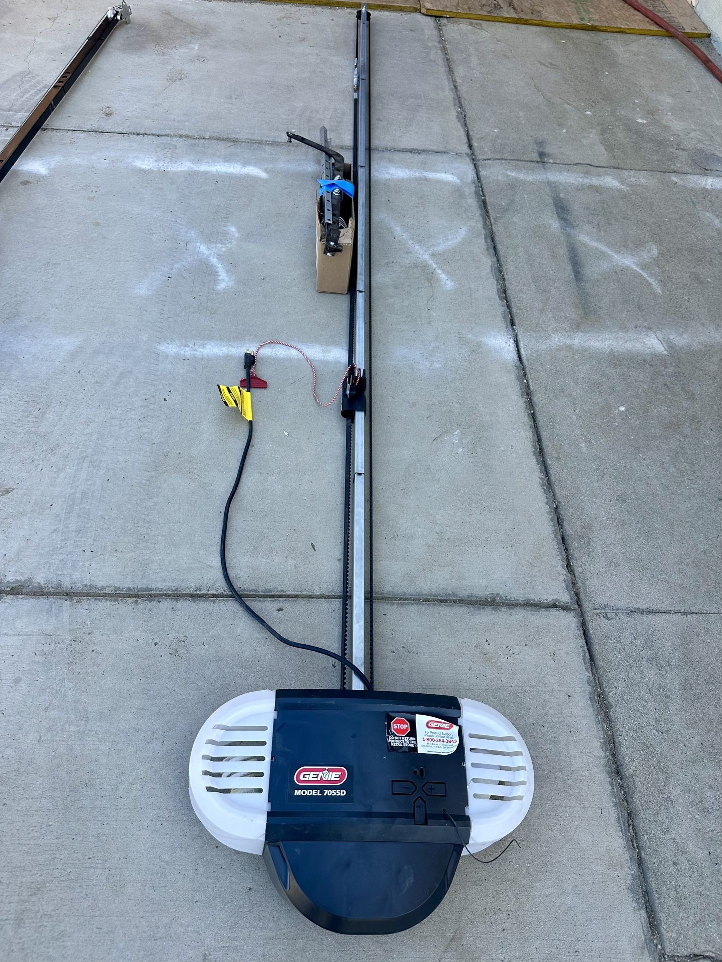 Genie 7155-TKV Smart Garage Door Opener StealthDrive Connect - Ultra Quiet opener, WiFi, Battery Backup