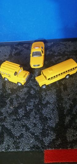 School Bus Set Of -#3 