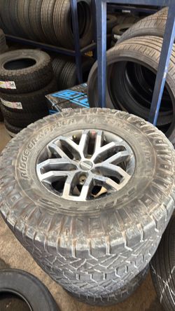 Ford wheels and tires