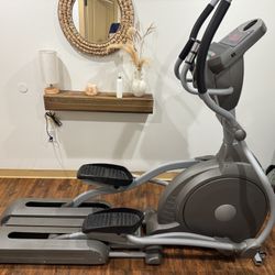 Elliptical , Great Shape !! 