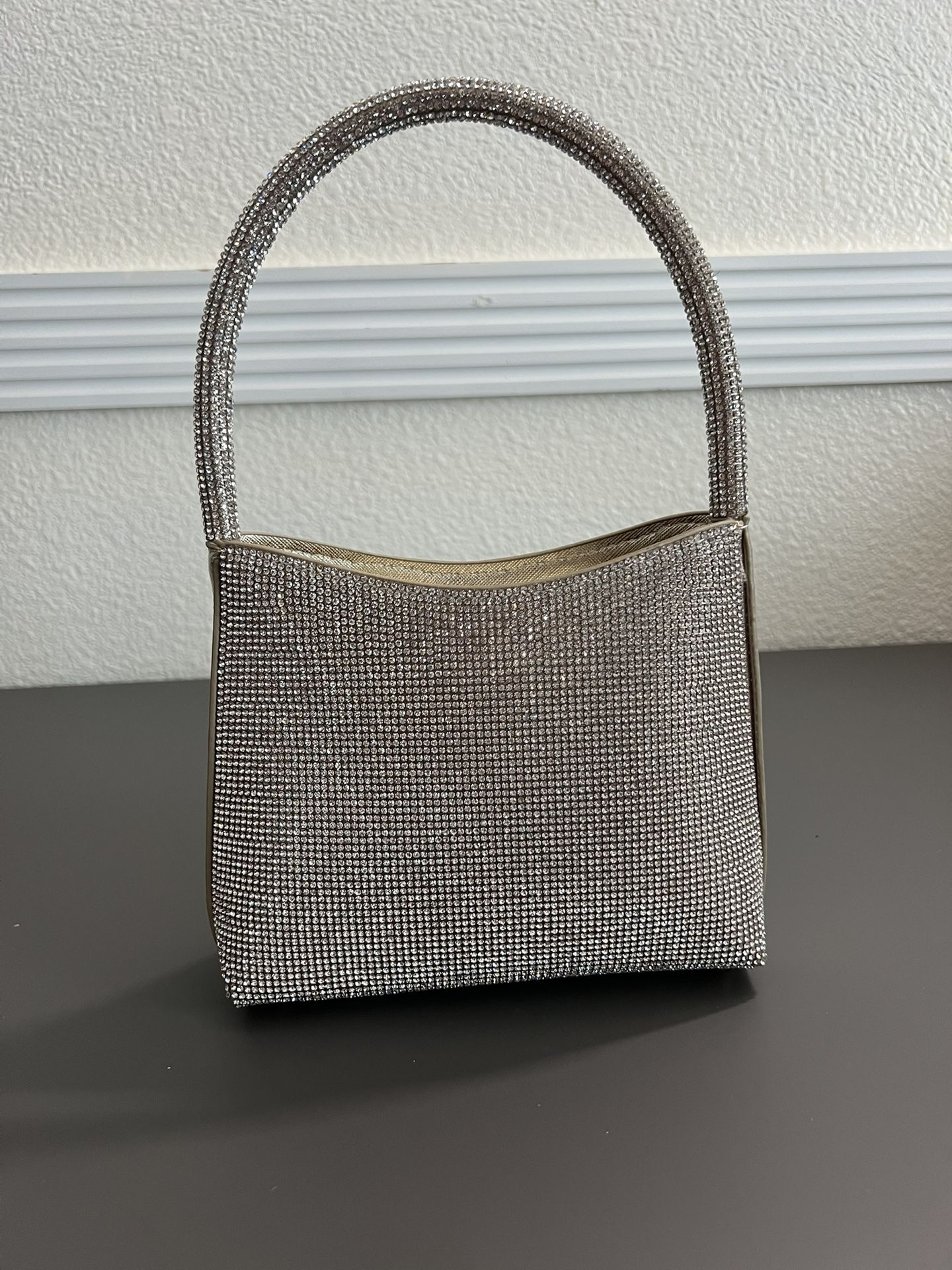 New Sparkly Hand Bag