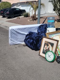 Free stuff pick up chairs tables water dispenser picture frames
