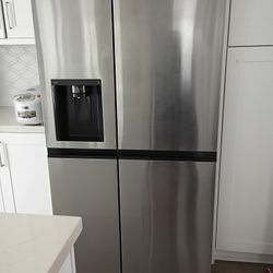 Like New Stainless Steel 