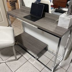 Writing Desk And Mirror 