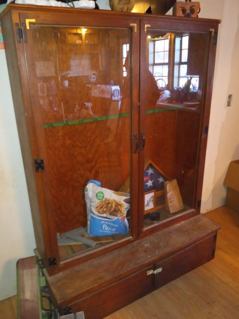 Gun Cabinet 