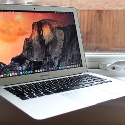 MacBook Air 13” - Mid 2017 