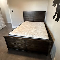 Full bed + mattress 