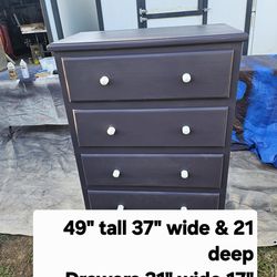 Dresser drawer