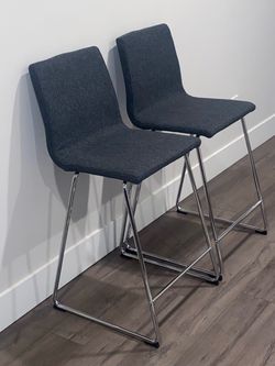 Set of 2 IKEA  LILLANAS  Bar Chairs  With The Chrome Base  and  Dark Gray Upholstered  Seat