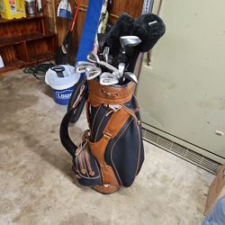 Gently Used Mens Golf Clubs 