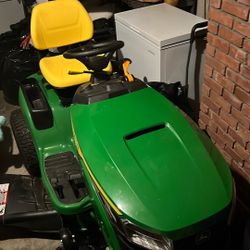 ride on lawnmower 