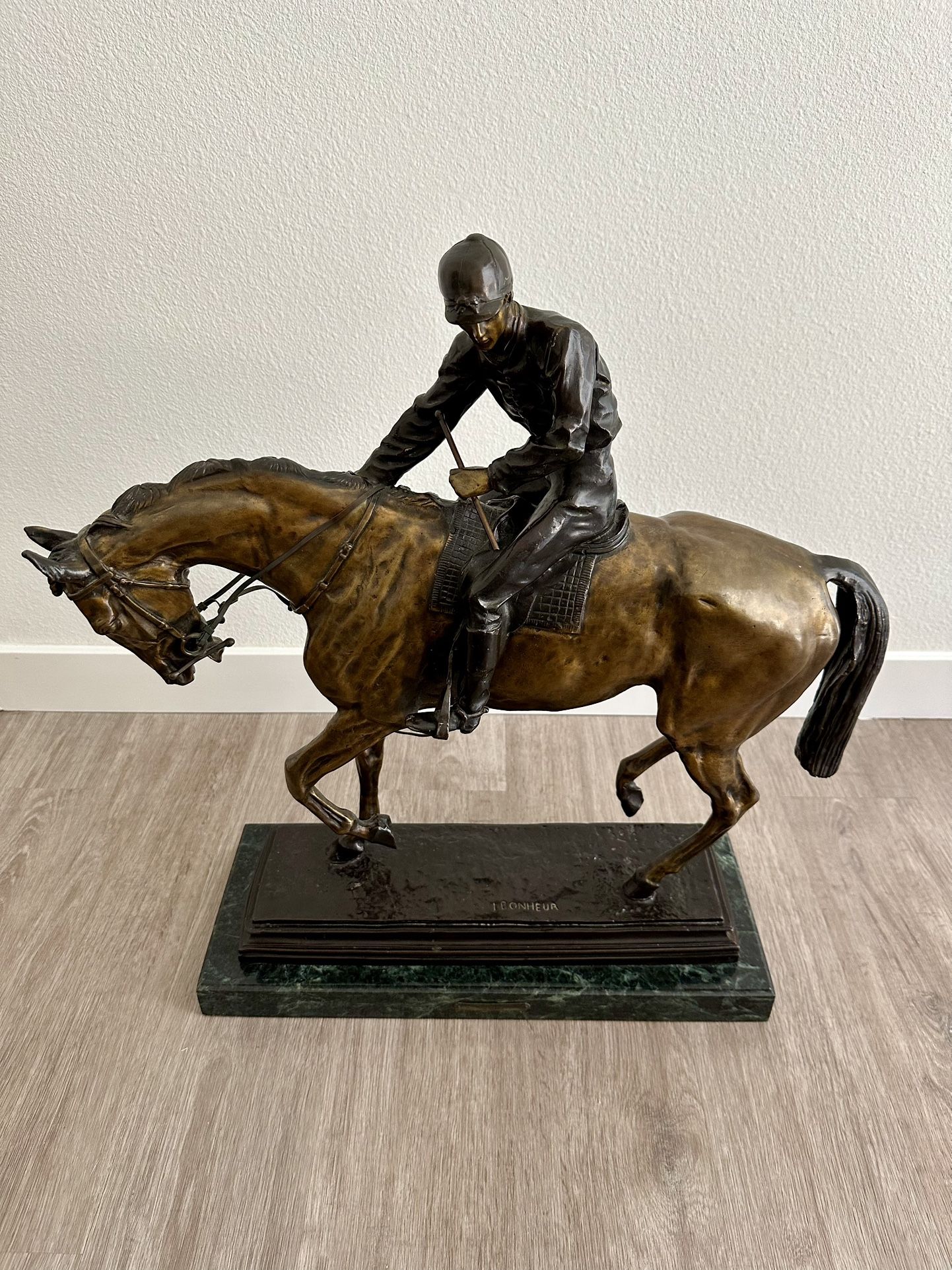Le Grand Jockey Statue