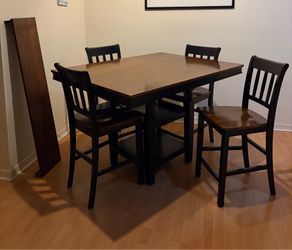 Dining room set (wood)