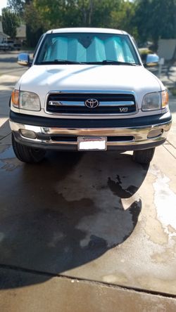 2001 Toyota Tundra SR5 4.7L V8 4 door limited