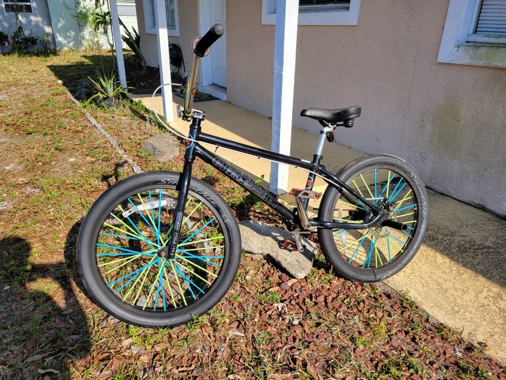 24'' GT Pro Series Heritage Bmx Bicycle
