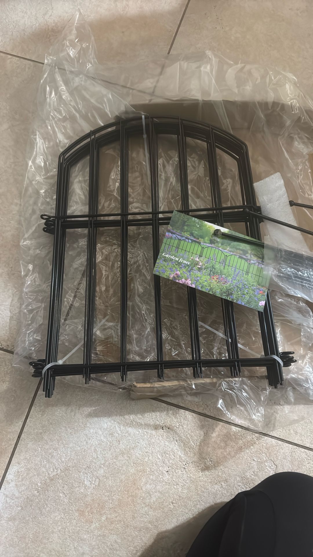 Decorative Garden Fence 17in x10ft, 10 Pack Rustproof Metal No Dig Fence Animal Barrier for Dog, Arched Flower Bed