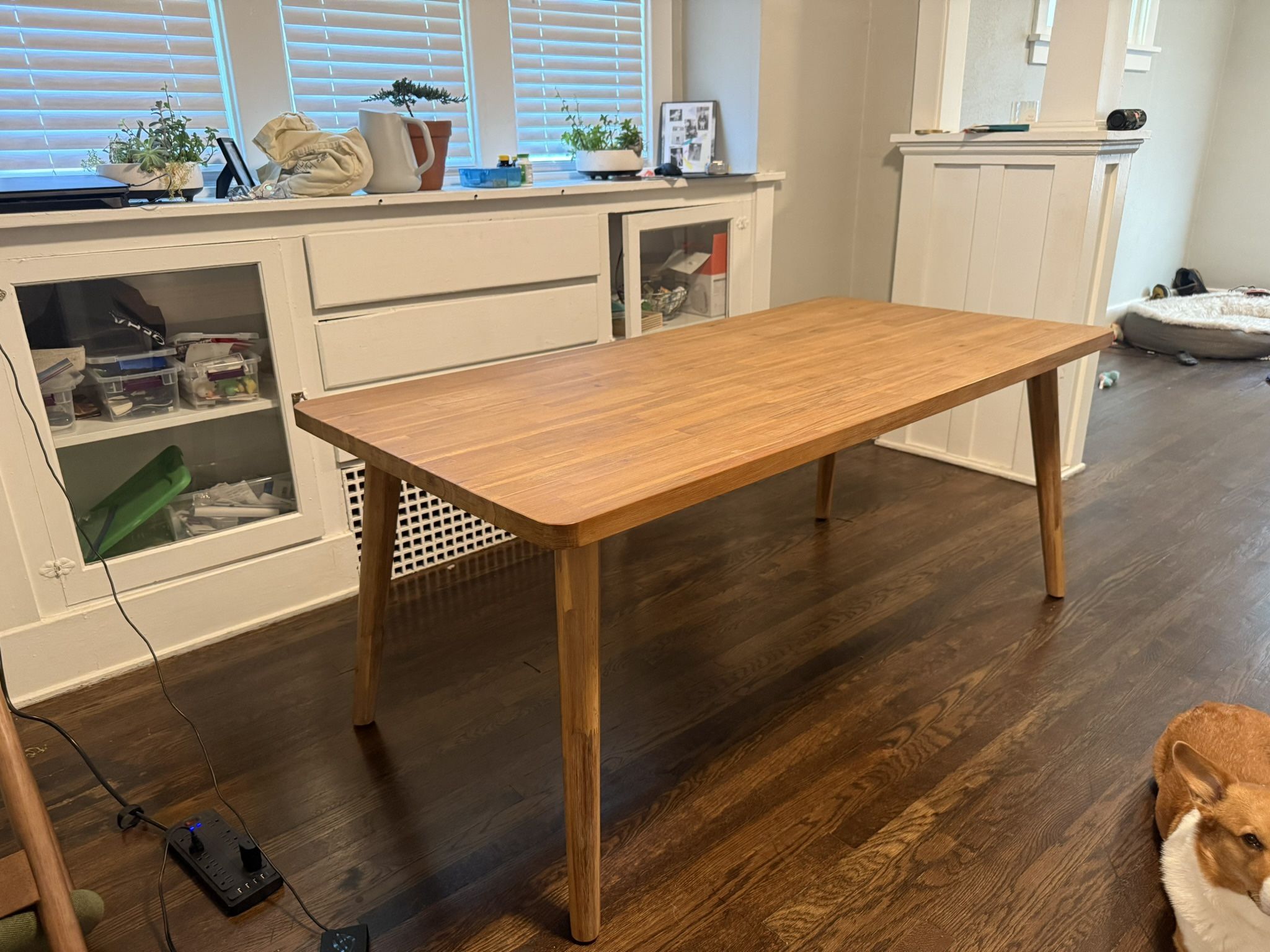 Beautiful MCM Dining Table - SEB By Castlery