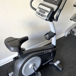 NordicTrack VU19 Indoor Upright Exercise Bike Cycling Gym Bicycle Stationary Fitness Workout