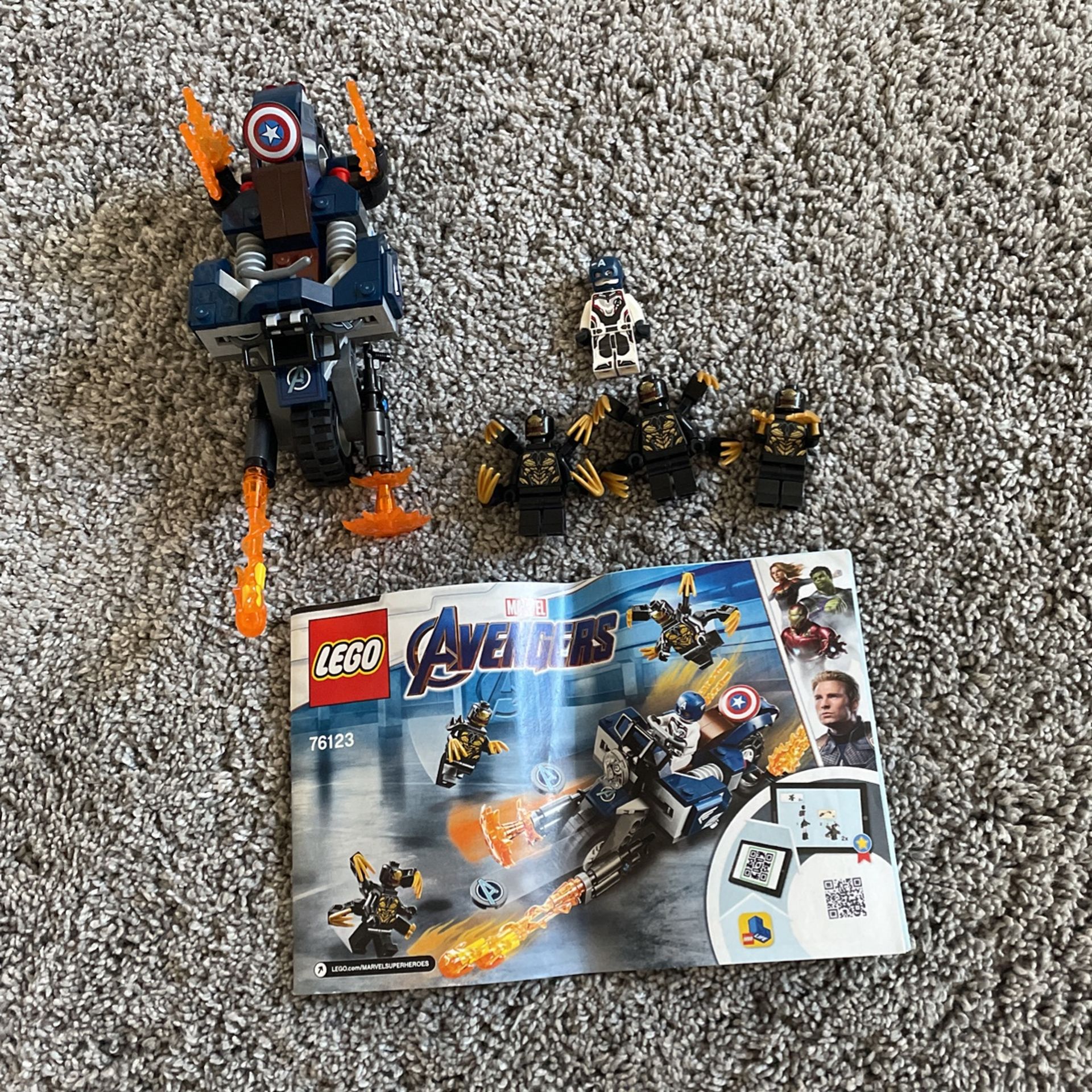 Lego Captain America: Outsiders Attack 76123