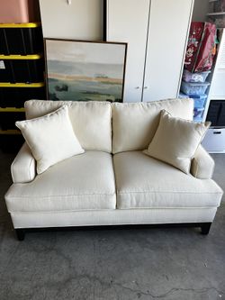 Ethan Allen Love Seat 