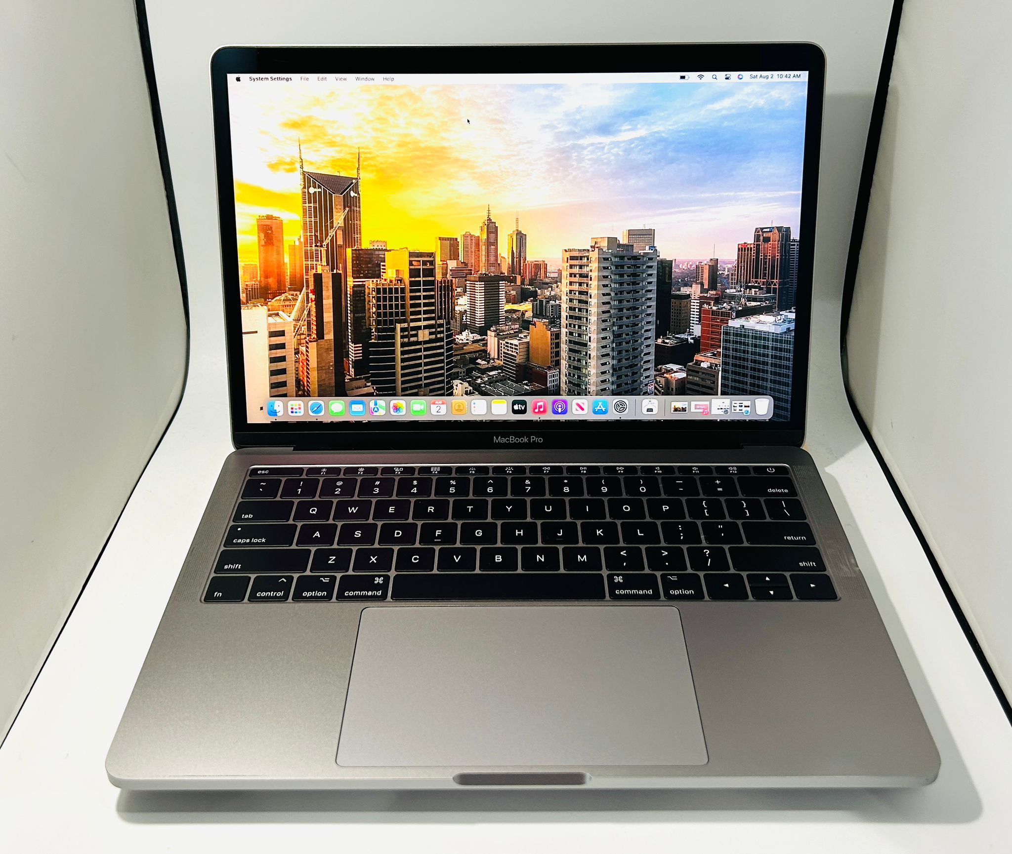 Apple MacBook Pro 13” 2017 2.3Ghz Core i5 8GB 256GB Fully Functional