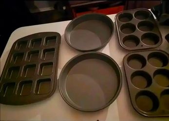 Baking cooking pans